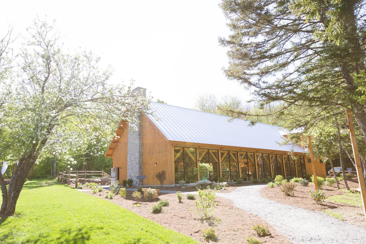 Mad River Barn Waitsfield Bagian luar foto
