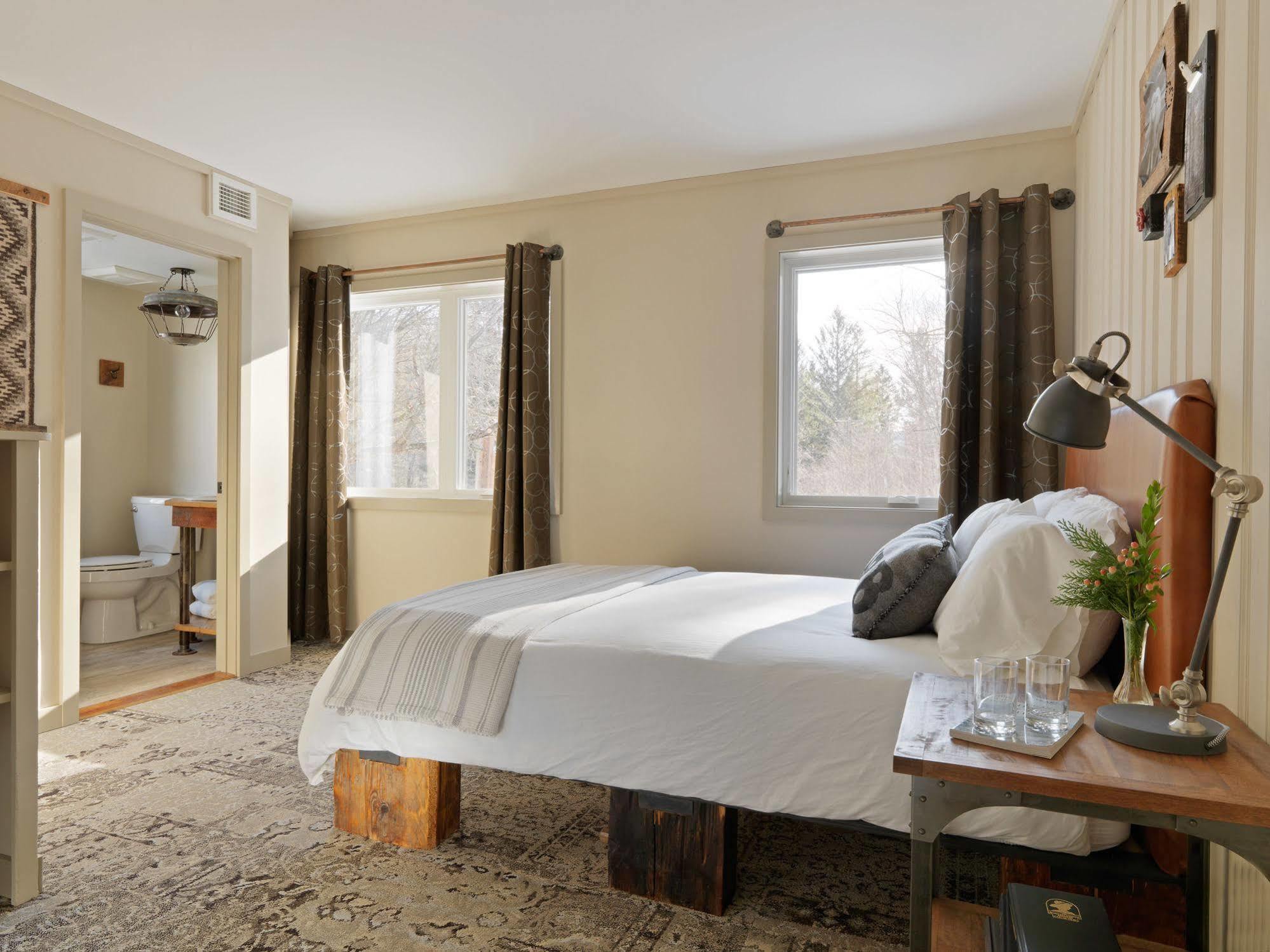 Mad River Barn Waitsfield Bagian luar foto